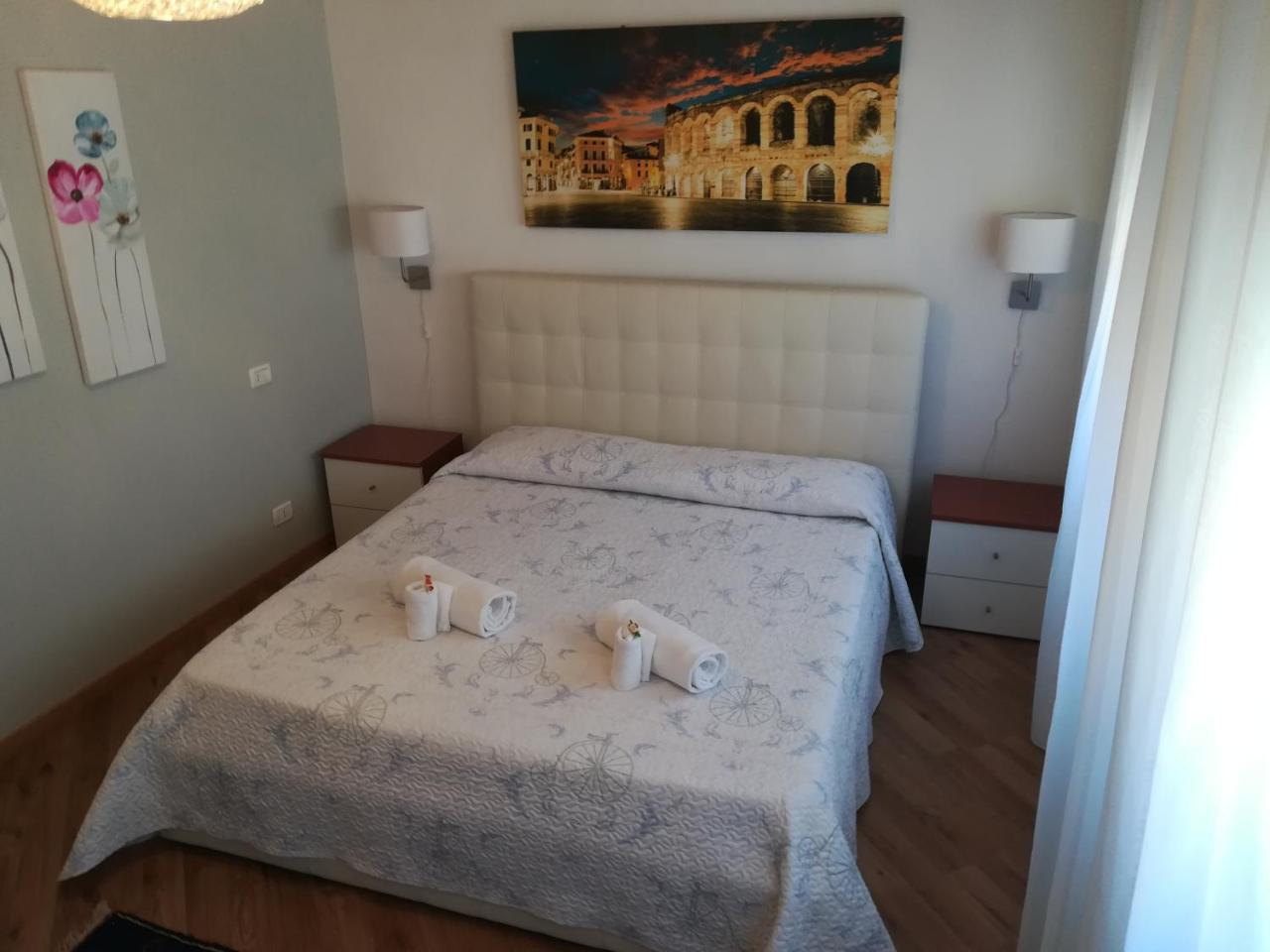 Готель A Casa Di Luca Верона Екстер'єр фото